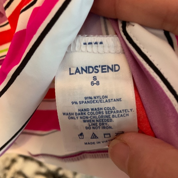 Lands End stretch workout top. Worn twice. 55 retail - Picture 4 of 5